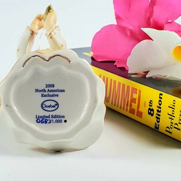 Hummel Figurine -TMK 8 - Angelic Wishes 2008 Annual- North American Exclusive - Picture 4 of 10